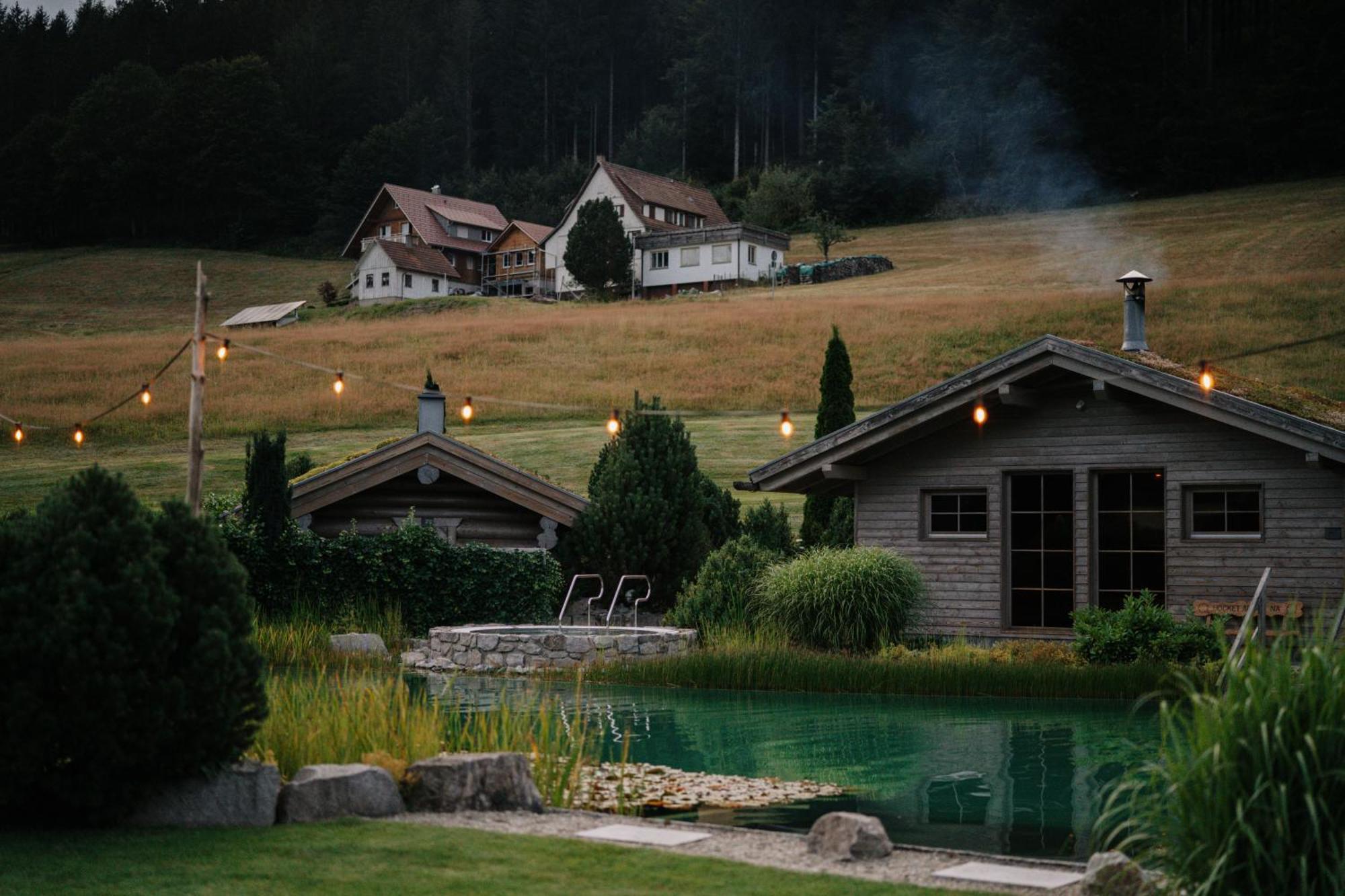 Wellness & Genuss Resort - Engel Obertal 拜尔斯布龙 外观 照片